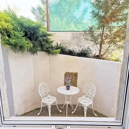 Lejlighed Hillside With Ac & Heating In Grande Maison
