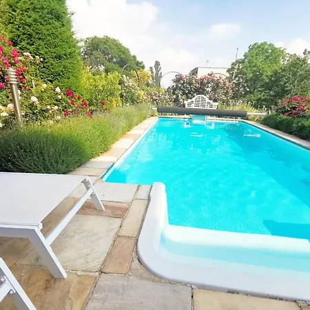 Διαμέρισμα Hillside With Ac & Heating In Grande Maison Βουδαπέστη