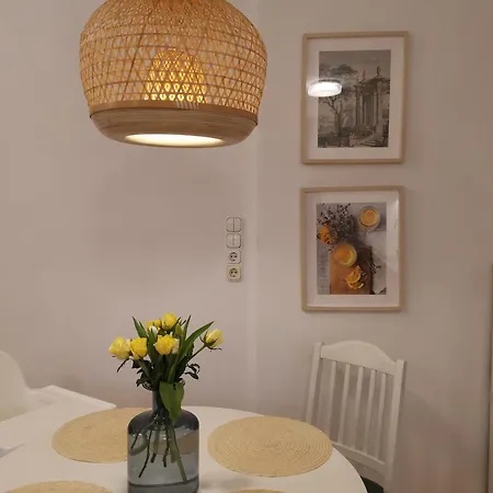 Hillside With Ac & Heating In Grande Maison דירה